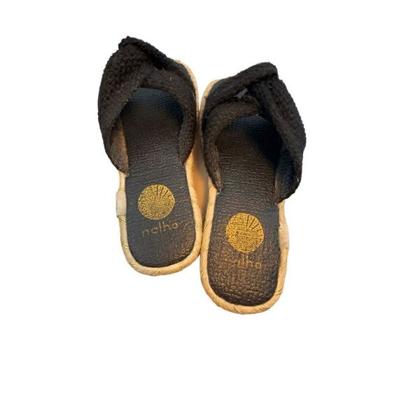 Nalho   - Picture 3 of 8